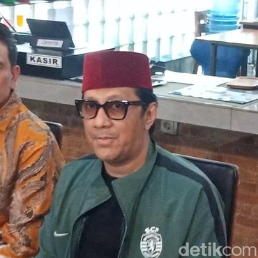 Andre Taulany Tegaskan Keputusan Bercerai Diambil Bukan Secara Sepihak