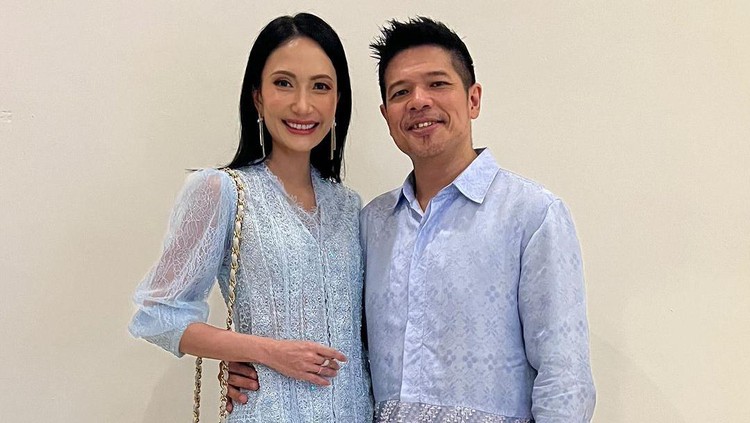 Artika Sari Devi dan Baim Artika Sari Devi dan Baim