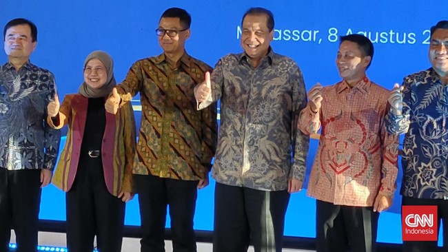 PLN memuji pemasangan PLTS Atap di tiga Trans Studio Mall (TSM) Bandung, Cibubur dan Makassar oleh CT Corp karena mengurangi emisi.