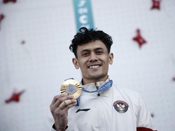 Atlet Panjat Tebing Indonesia Veddriq Leonardo Sumbang Emas Olimpiade 2024