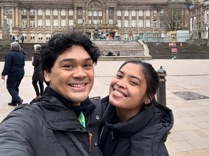 5 Momen Kebersamaan Mikha Angelo & Gregoria Mariska, Setia Dukung Sang Tunangan di Olimpiade Paris