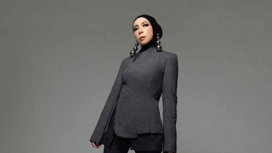 Melly Goeslaw bakal gelar konser besar&period;