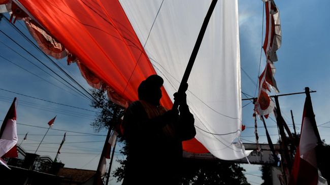 Sedang mencari kata-kata sambutan acara Hari Kemerdekaan? Berikut contoh teks sambutan ketua panitia 17 Agustus yang singkat dan mudah dihafal.