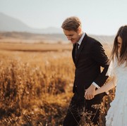 Jangan Sedih, Ini 4 Keuntungan 'Terlambat Menikah' yang Mungkin Tidak Kamu Sadari