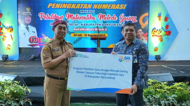 Sebanyak 144 guru se-Kabupaten Banyuwangi mengikuti program pelatihan Metode Gasing yang disebut membuat pelajaran Matematika jadi lebih menyenangkan.