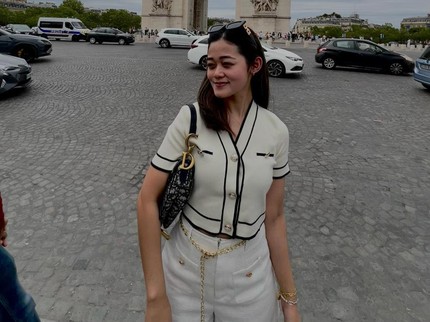 Terpopuler: Deretan Artis Indonesia Ganti Profesi saat Pindah ke Luar Negeri