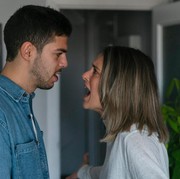 4 Kalimat yang Bisa Menghancurkan Hubunganmu dengan Pasangan, Wajib Dihindari!