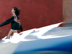 Lirik Lagu Paths - NIKI