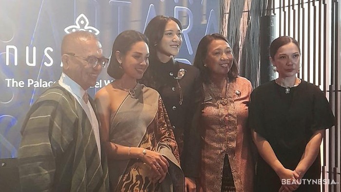 The Palace Jeweler dan Samuel Wattimena Luncurkan Buku Nusantara dengan 21 Perempuan Inspiratif Indonesia sebagai 'Muse'