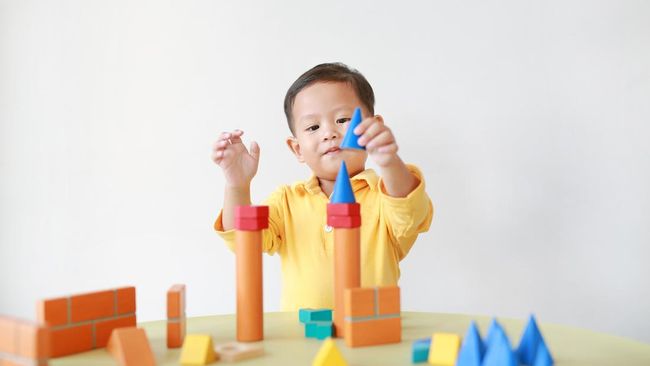 20 Ide Kado Anak 1 Tahun untuk Laki-laki dan Perempuan yang Paling Bermanfaat