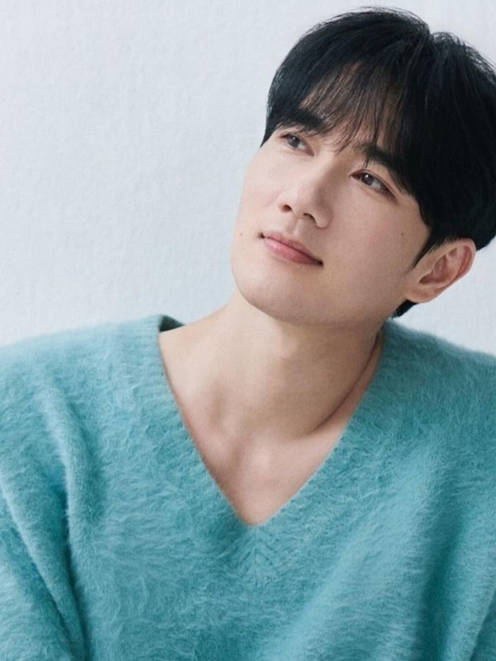 Potret Uhm Tae Goo./ Foto: instagram.com/teamhope_ent