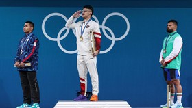 5 Rekor Luar Biasa Rizki Juniansyah Usai Rebut Emas Olimpiade