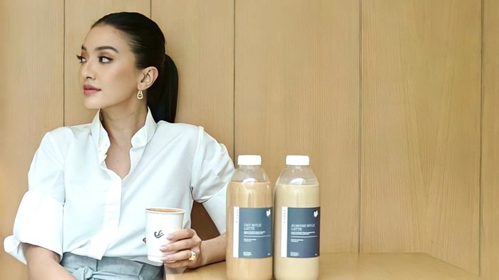 10 Kedai Kopi Milik Artis Indonesia, Salah Satunya Ada Favoritmu?