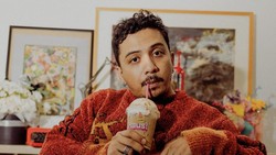Lirik Lagu Biar Jadi Urusanku - Sal Priadi