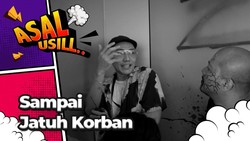 John Martin Alami Teror Zombi di Stasiun LRT