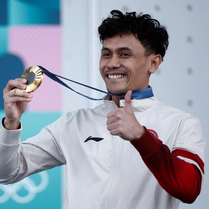 <p>Kemenangan Veddriq ini membuat bangga seluruh masyarahat Indonesia. Pasalnya, medali Olimpiade ini menjadi yang pertama disumbangkan dari cabang olahraga panjat tebing. (Foto: REUTERS)</p>