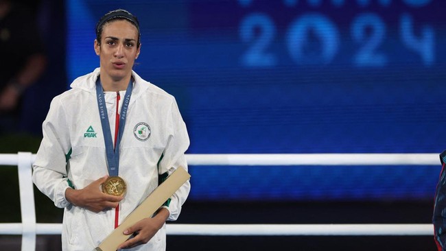 Petinju putri Aljazair, Imane Khelif, membalas semua kritikan dan nyinyiran yang didapatnya setelah merebut medali emas kelas 66 kilogram putri Olimpiade 2024.