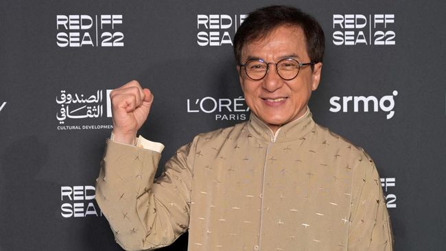 Berikut penjelasan kapan Jackie Chan pertama kali datang ke Indonesia dan kembali ke Jakarta baru-baru ini.