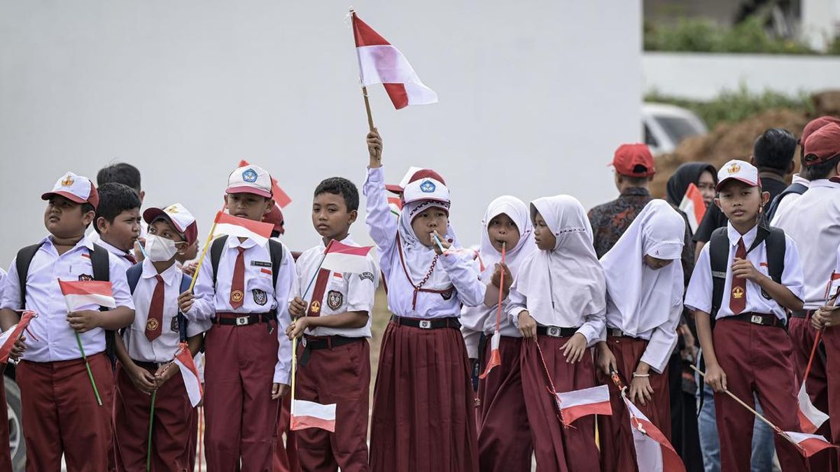 Kemendikdasmen soal Putusan MK Biaya Sekolah Swasta: Anggaran Terbatas