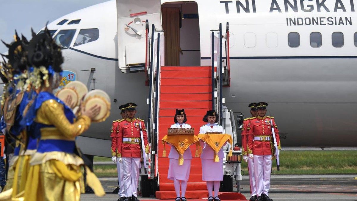 FOTO: Bendera Merah Putih dan Naskah Teks Proklamasi Tiba di IKN