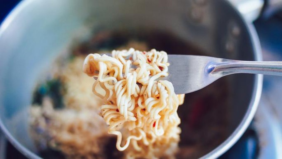 thai spicy instant noodle