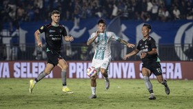 Hasil Liga 1: 10 Pemain Persib Ditahan PSBS