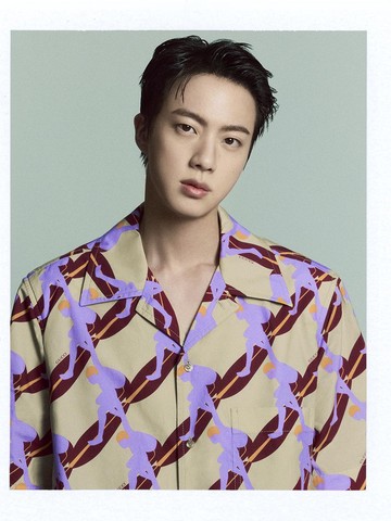 Simak Potret dan Fakta Jin BTS Jadi Global Brand Ambassador Terbaru Gucci