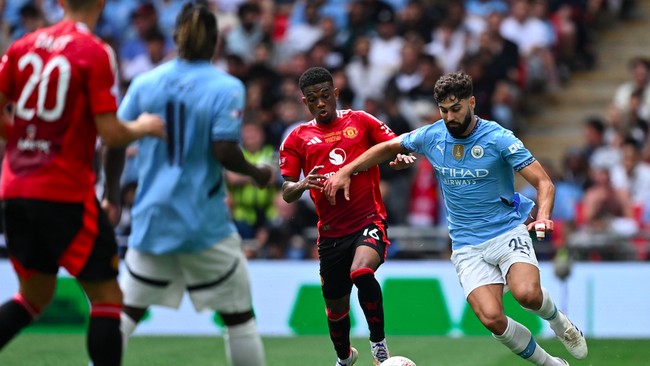 Manchester City vs Manchester United bermain imbang 0-0 di babak pertama Community Shield 2024 di Stadion Wembley, Sabtu (10/8) malam WIB.
