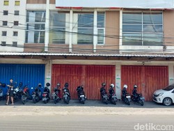 Bendera dan Spanduk Arema FC di Kota Malang Dicuri-Dirusak Jelang HUT ke-37