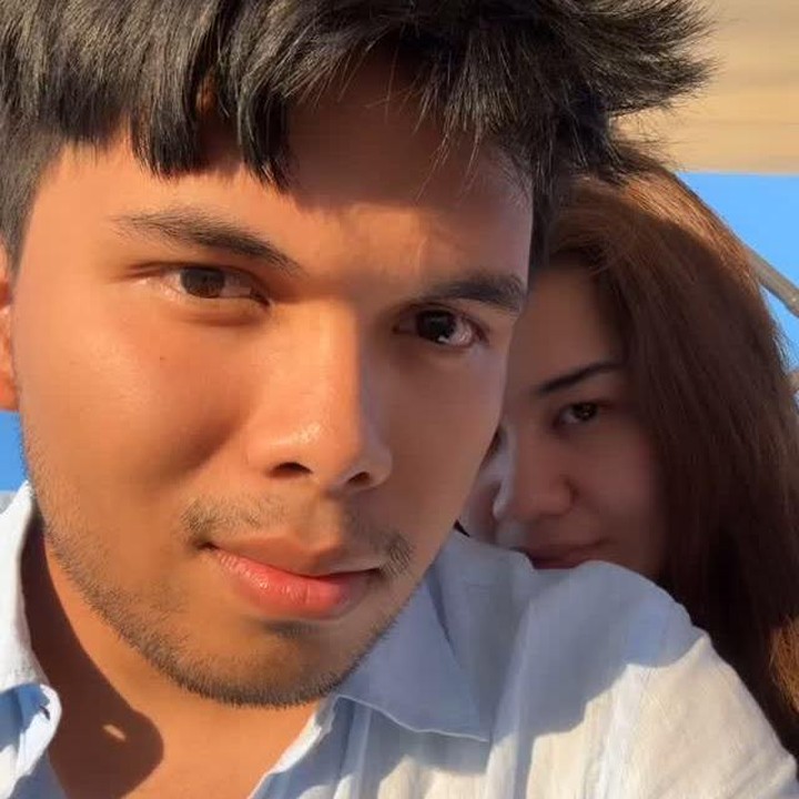 <p>Aaaliyah Massaid dan Thariq Halilintar tengah berkeliling Eropa untuk menikmati momen bulan madu, Bunda. Setelah menghabiskan waktu di Roma, Italia, keduanya honeymood ke Yunani. (Foto: Instagram @aaliyah.massaid/ @thariqhalilintar)</p>