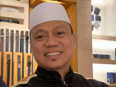 img-title Soroti Sumpah Pocong Saka Tatal, Ustaz Dasad Latif: Makin Hancur Penegakan Hukum