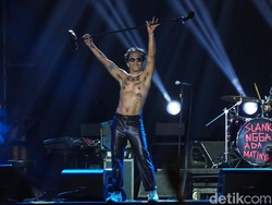 Blak-blakan Slank Pernah Lakukan Direct License Sebelum Ada LMK