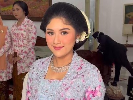 7 Potret Suasana Tasyakuran 7 Bulan Kehamilan Pertama Erina Gudono di Istana Kepresidenan Bogor