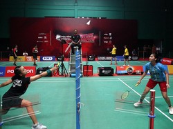 Ratusan Pebulutangkis Muda Berkompetisi di Magelang