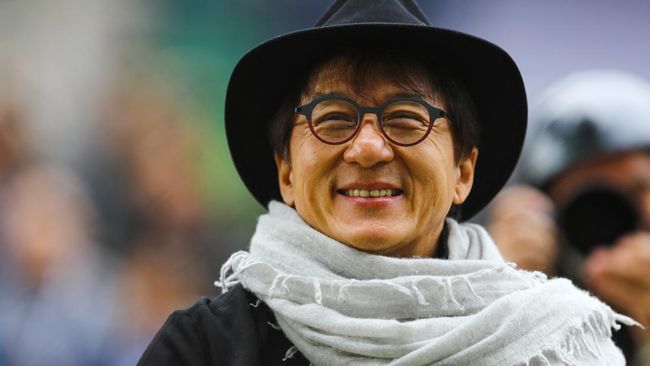 Jackie Chan mengaku senang kembali ke Indonesia tahun ini setelah pertama kali datang pada 2005 atau beberapa bulan setelah tsunami Aceh.