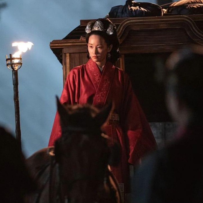 Jeon Jong Seo dalam Queen Woo / Foto: Soompi