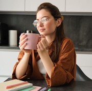 Mitos atau Fakta: Minum Kopi Sebelum Tidur Akan Mengganggu Kualitas Tidur?