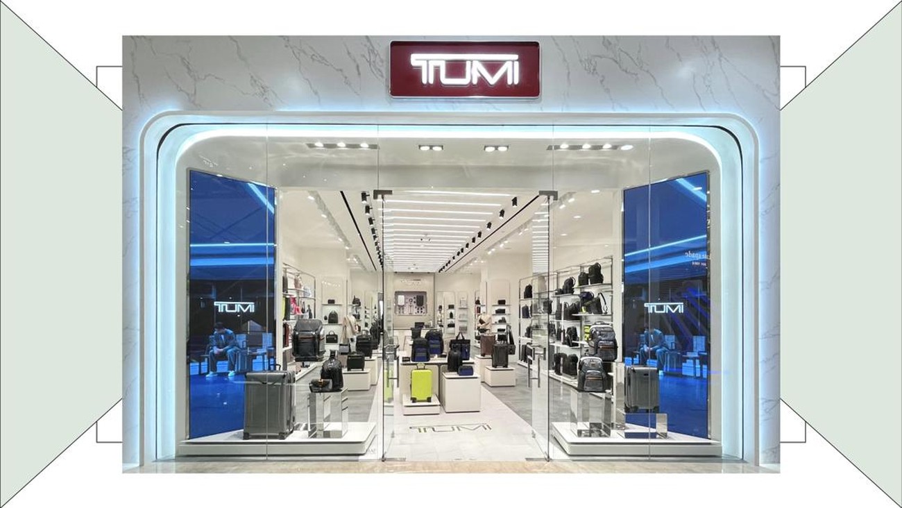 Koleksi Fall 2024 dari TUMI dalam Reopening Store Senayan City