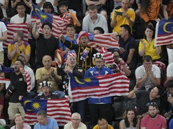 Demi Nonton Piala AFF, Suporter Malaysia Rampok-Bunuh Perempuan