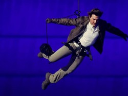 Tua-tua Keladi! Tom Cruise Nekat Lakukan Aksi Berbahaya di Usia 62 Tahun