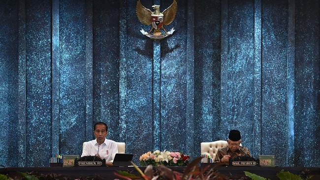 Presiden Jokowi bakal menggelar sidang kabinet paripurna terakhir di Ibu Kota Nusantara (IKN), Kalimantan Timur, Kamis (12/9).