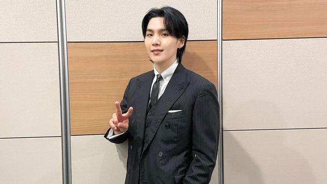 Suga BTS sumbang 5 miliar won atau Rp59,66 miliar ke Severance Hospital untuk mendirikan pusat perawatan khusus penyandang autisme.