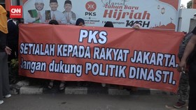 VIDEO: Massa Pendukung Anies Geruduk Kantor DPP PKS. Tuntut Ini