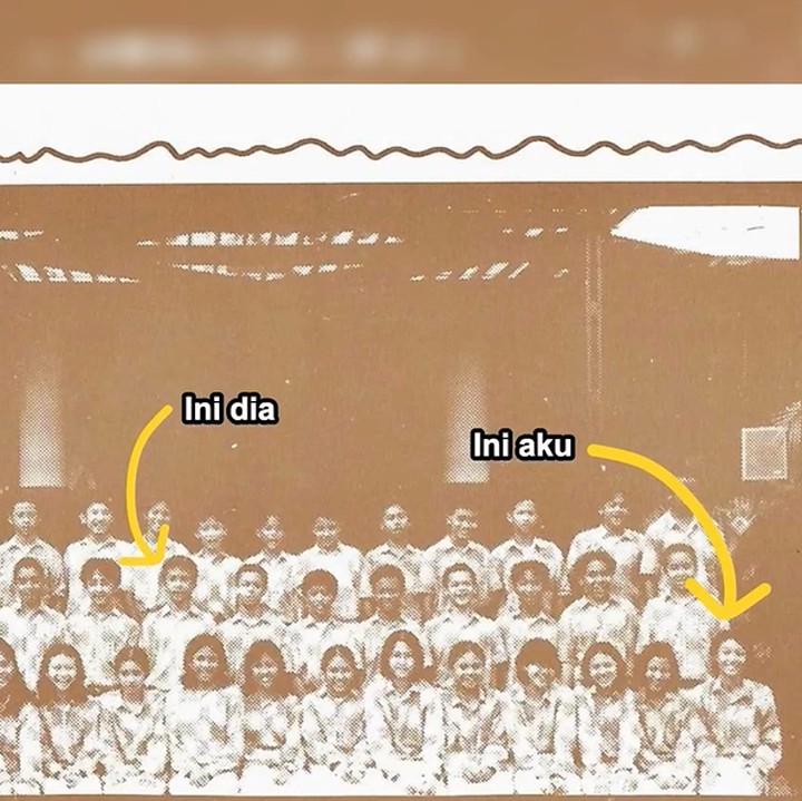 <p>Ayu Dewi bercerita, ia dan suami pertama kali saling mengenal di bangku SMP. Namun kala itu, mereka tidak terlalu dekat. "Pertama kali kenal 27 tahun lalu waktu SMP dan sekelas di kelas 2C. Walaupun aku dulu gak dekat sama dia Yura, aku dekatnya sama yang berdiri di sebelah dia," ujarnya. (Foto: Instagram @mrsayudewi)</p>