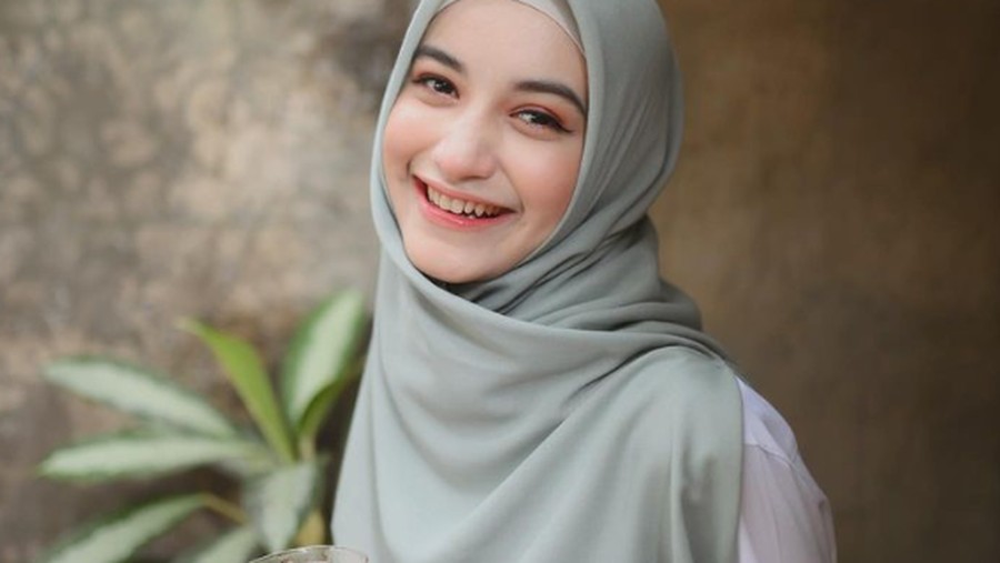Cut Intan Nabila Cut Intan Nabila