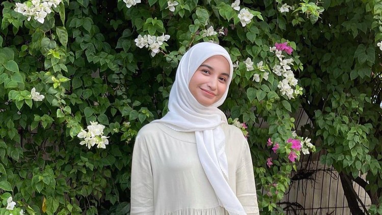 Cut Intan Nabila