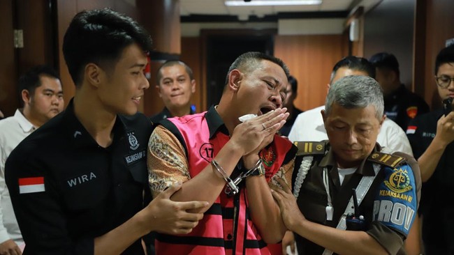 Eks Plt Kepala Dinas ESDM Babel menyatakan jadi kambing hitam usai ditetapkan jadi tersangka kasus korupsi tata niaga timah.