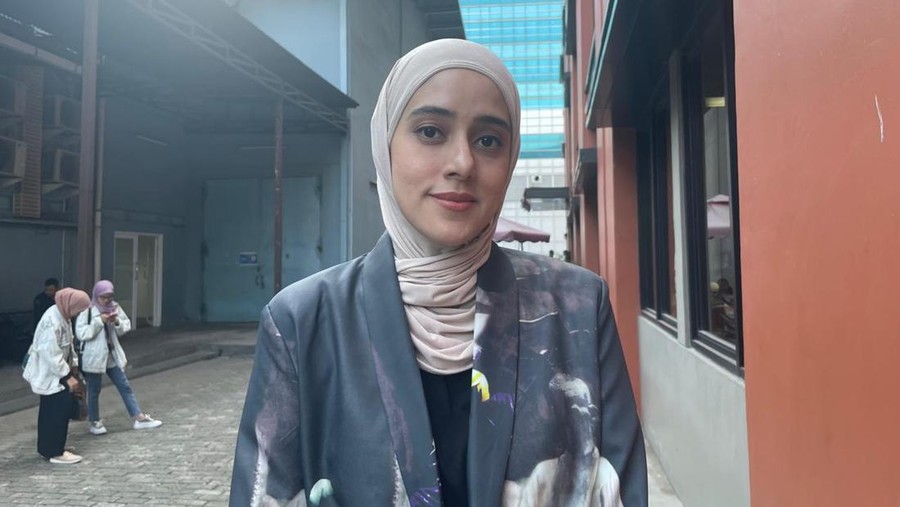 Fairuz A Rafiq Fairuz A Rafiq di Gedung Trans TV, Jalan Kapten P Tendean, Jakarta Selatan.