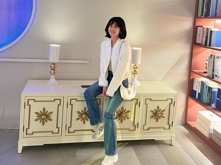 5 Potret OOTD Jang Nara, Artis Korea Awet Muda yang Terpaut Usia 6 Tahun dengan Suami