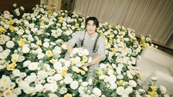 Lirik Lagu Dandelion & Roses - Jaehyun NCT